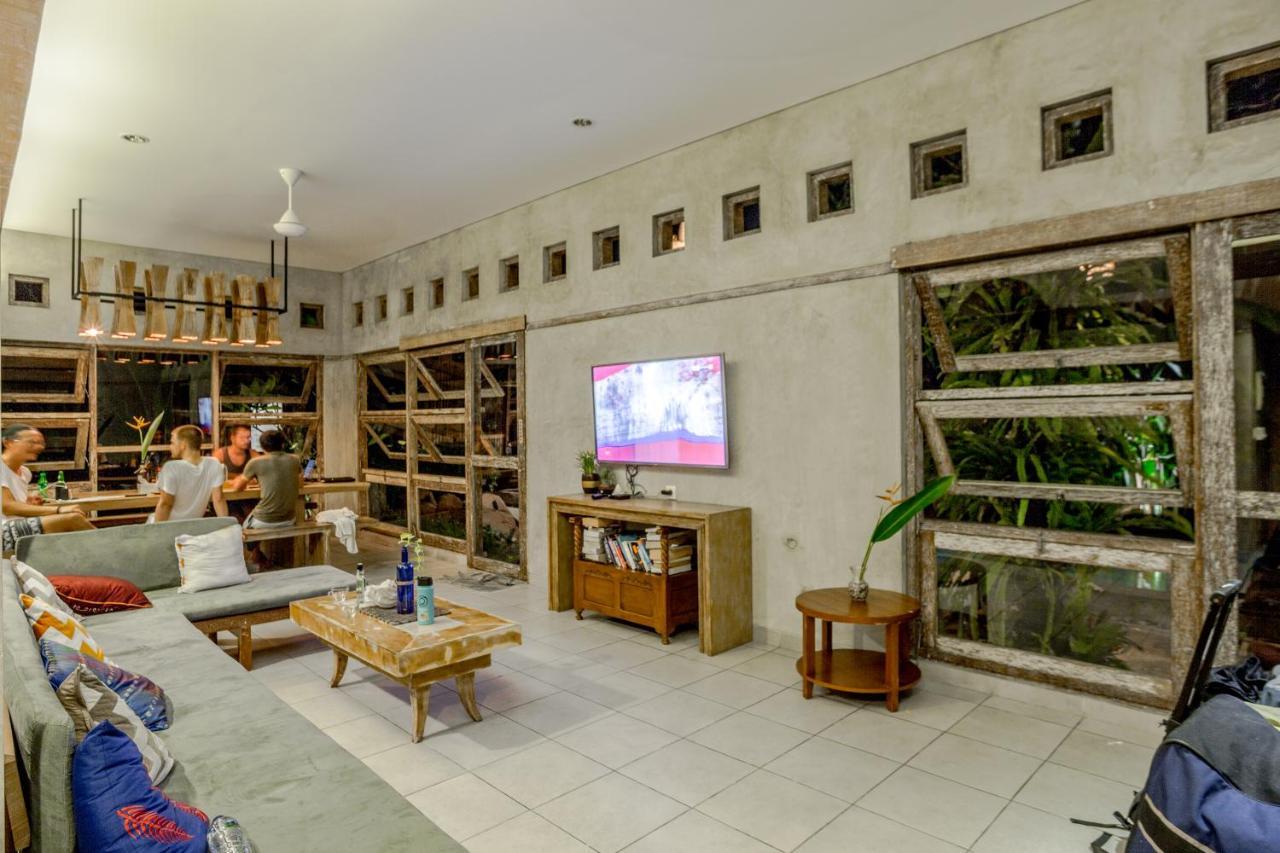 Lokal Bali Hostel Кута Екстер'єр фото