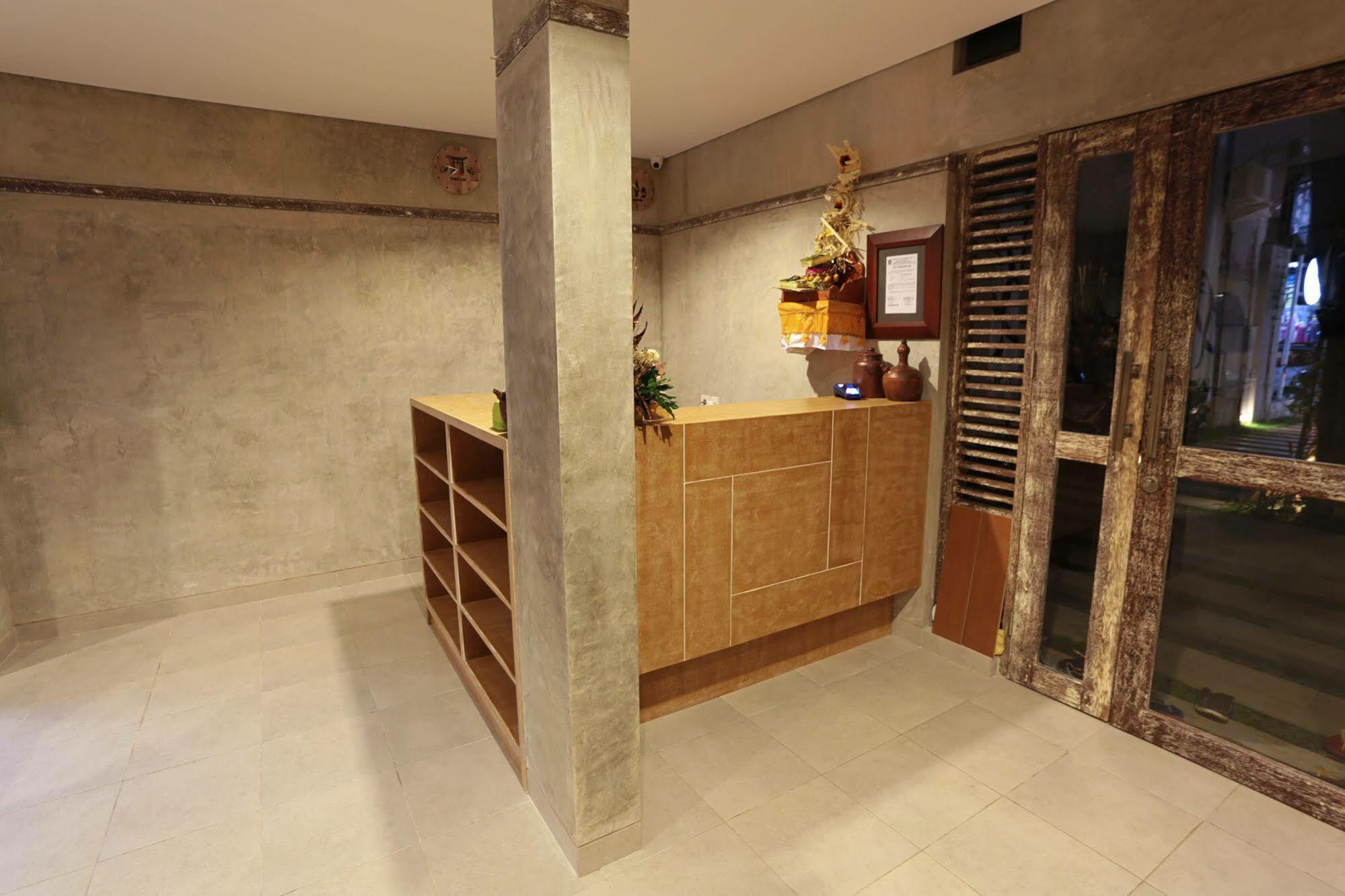 Lokal Bali Hostel Кута Екстер'єр фото